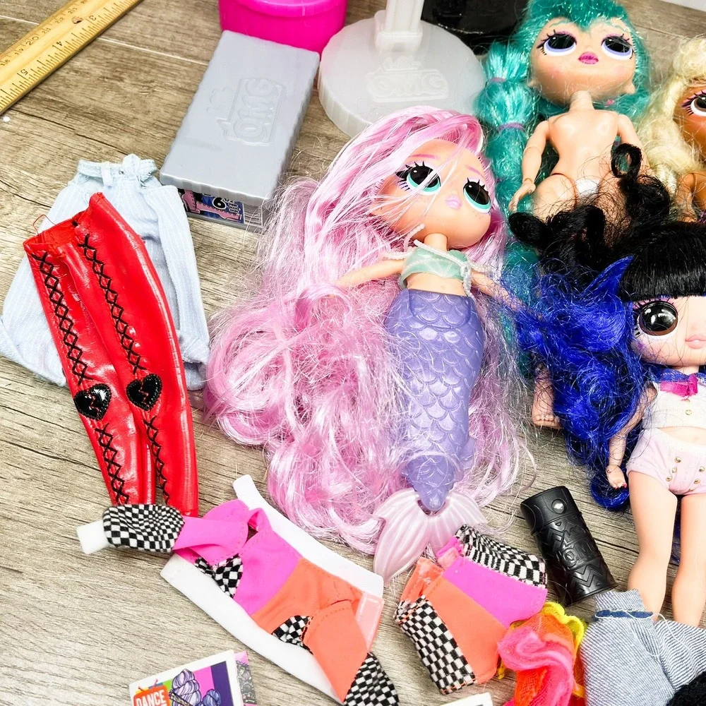 LOL Surprise OMG Doll Lot Accessories Stands Journals 13 Dolls